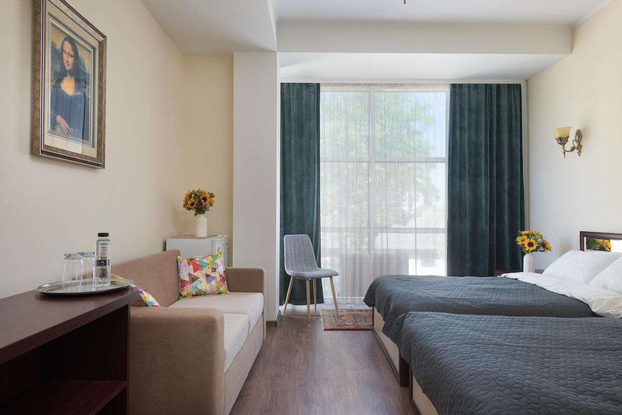 Art Hotel Kiszyniów Zewnętrze zdjęcie