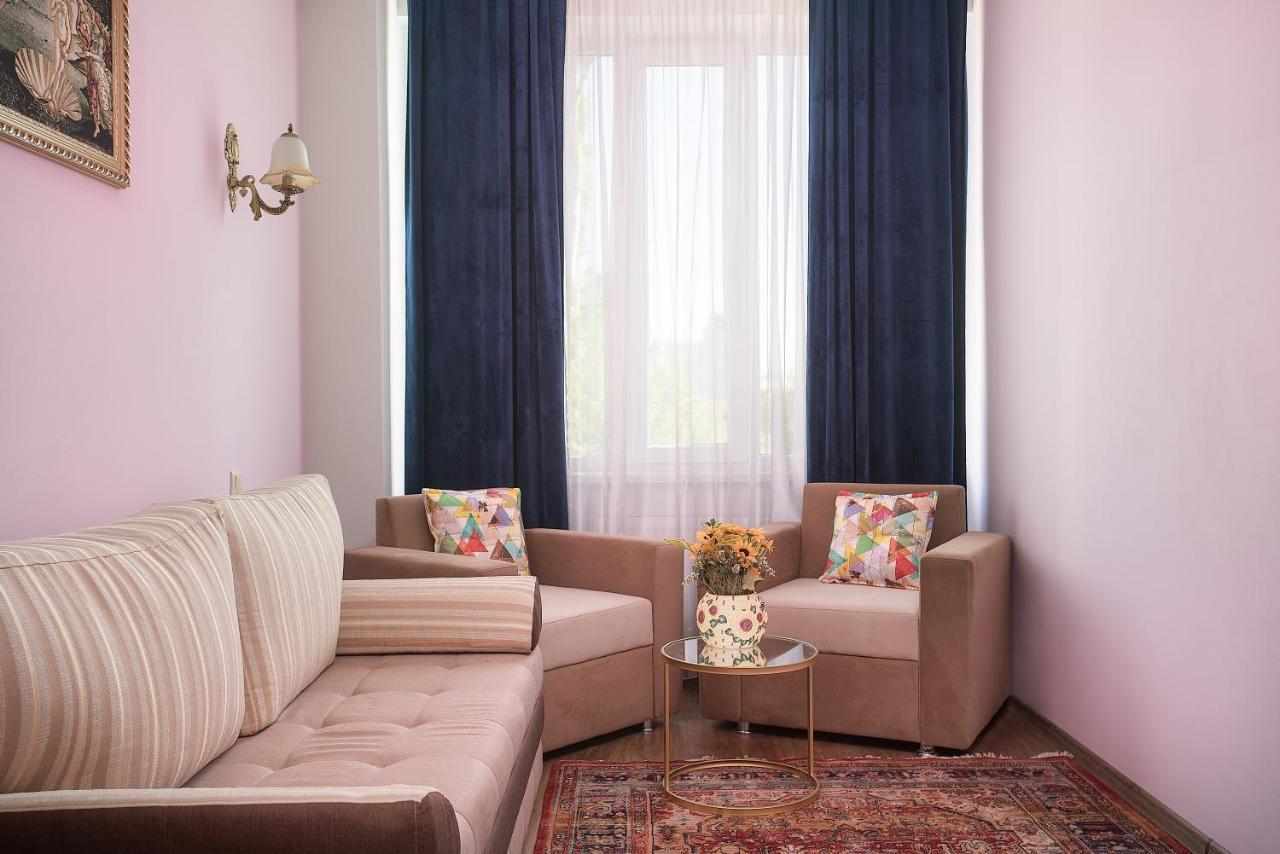 Art Hotel Kiszyniów Zewnętrze zdjęcie
